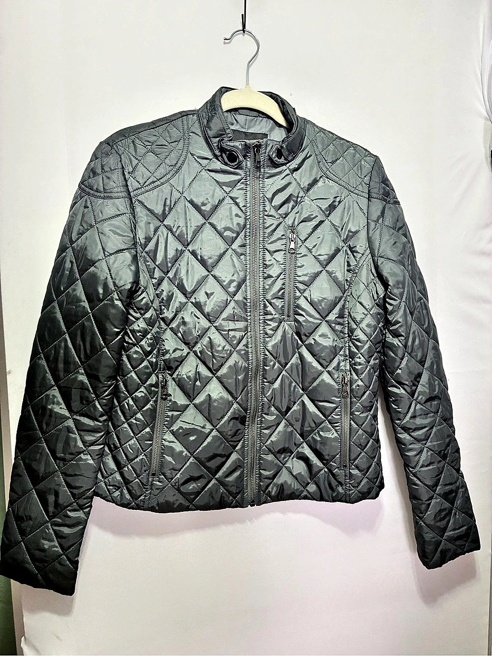 Aqua Neckwear Quilted Puffer Jacket Gray Like New
